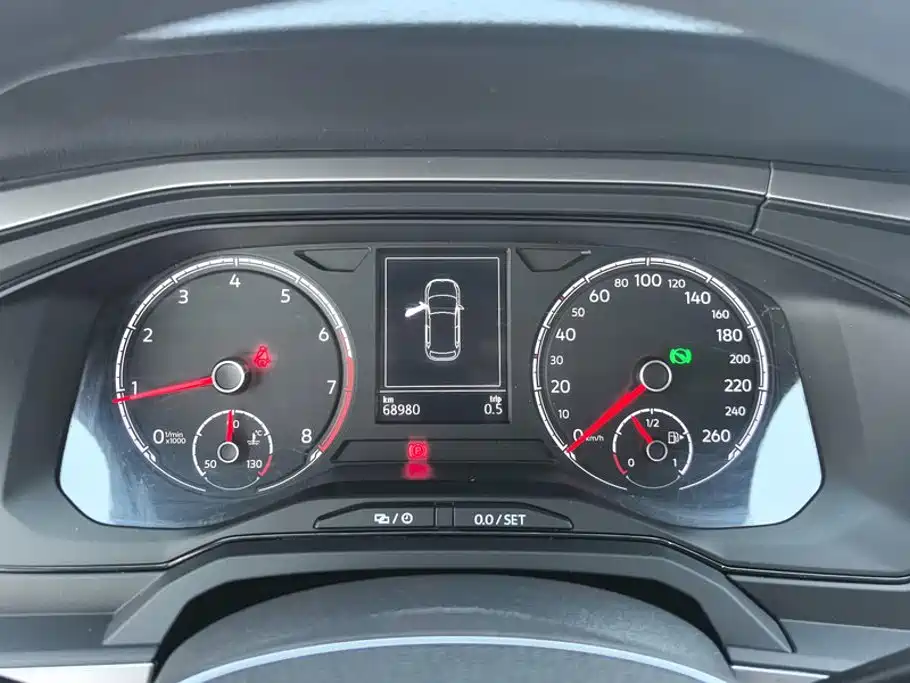 Polo 2019 Plus 1.5L Automatic Panoramic Enjoyment Edition купить на сайте DeffCars