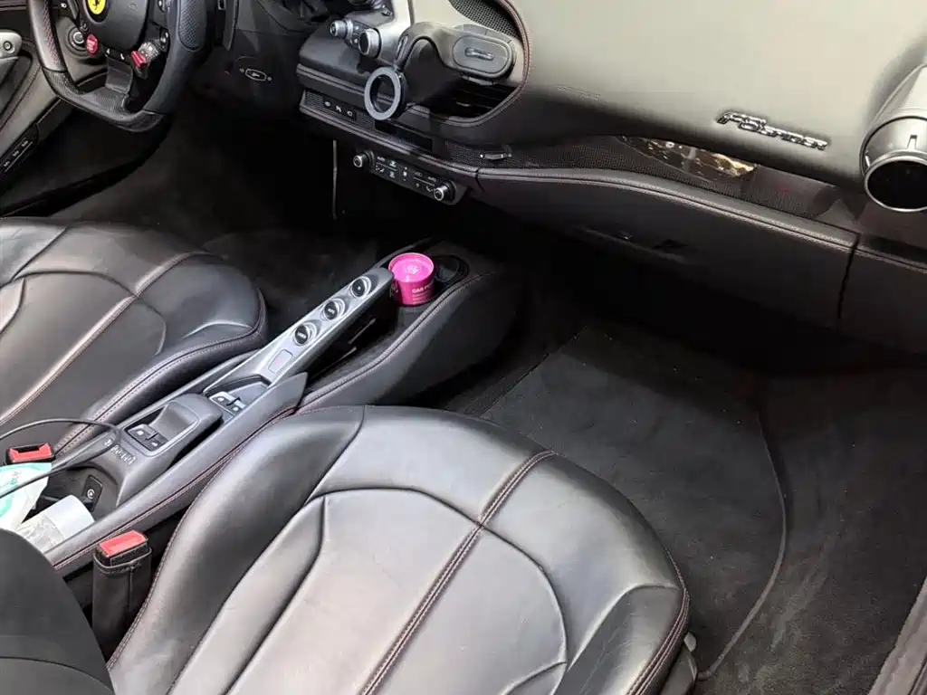 Ferrari F8 2020 Spider 3.9T V8 купить на сайте DeffCars