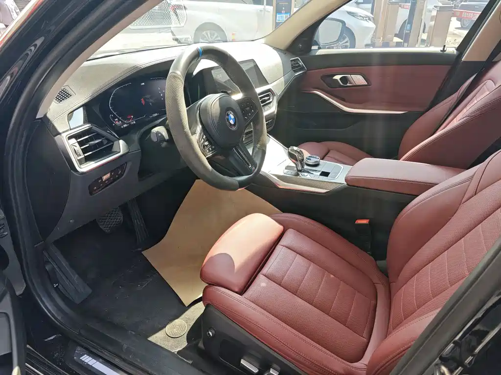 BMW 3 Series 2021 325i M Sports Night Package купить на сайте DeffCars