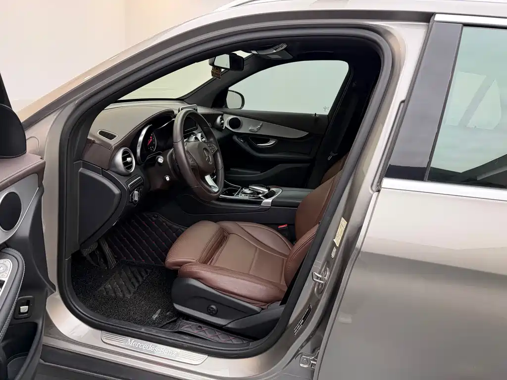 Mercedes-Benz GLC 2019 GLC 200 L 4MATIC купить на сайте DeffCars