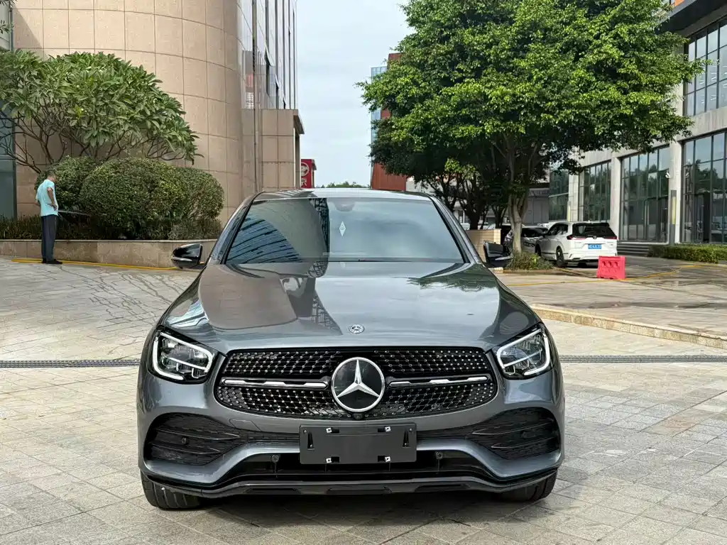Mercedes-Benz GLC Coupe 2020 GLC 260 4MATIC Coupe SUV купить на сайте DeffCars