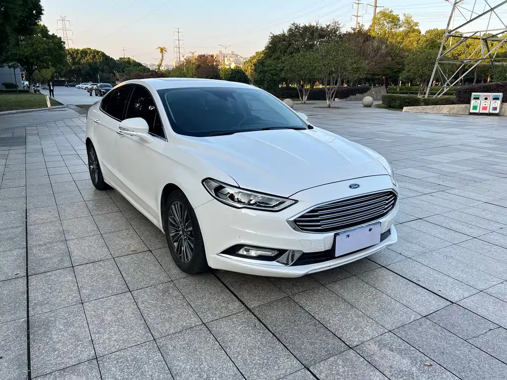 Mondeo 2017 EcoBoost 200 Luxury купить на сайте DeffCars