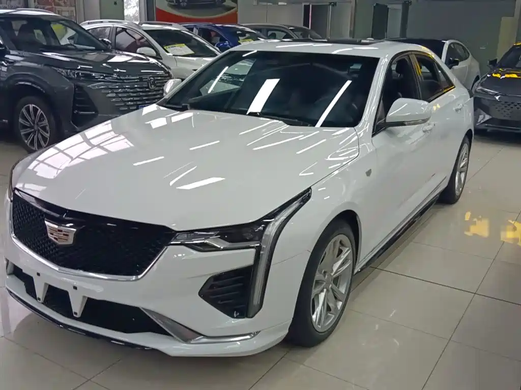 Cadillac CT4 2022 28T Fashion Model купить на сайте DeffCars