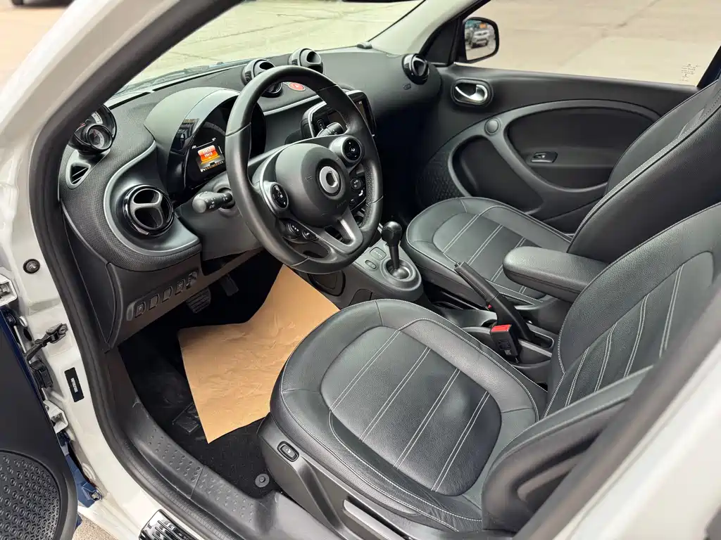 smart forfour 2018 0.9T 66kW Pioneer Edition купить на сайте DeffCars