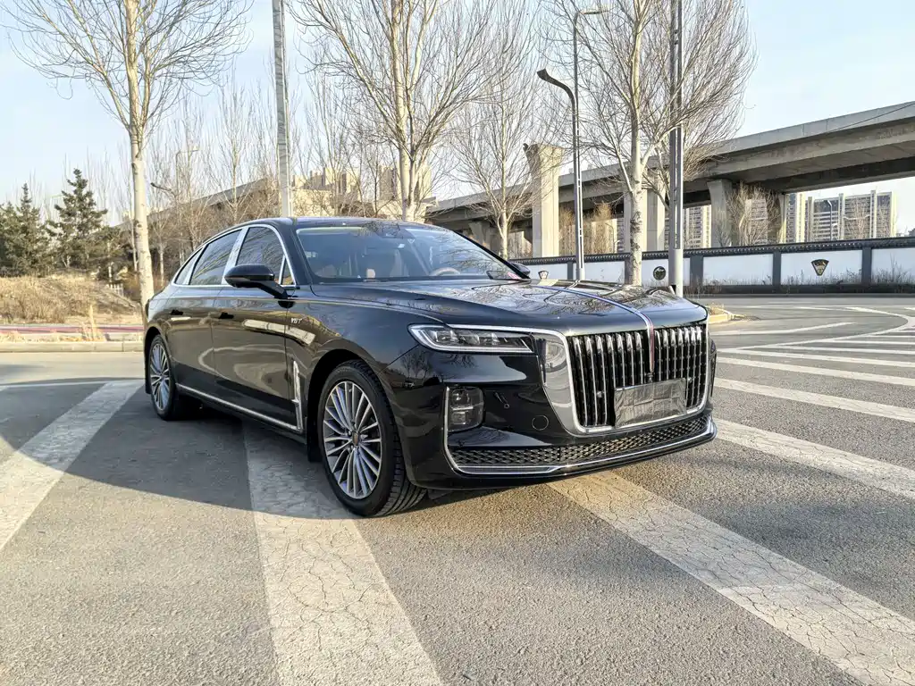 Hongqi H9 2020 2.0T Zhilian Flagship Edition купить на сайте DeffCars