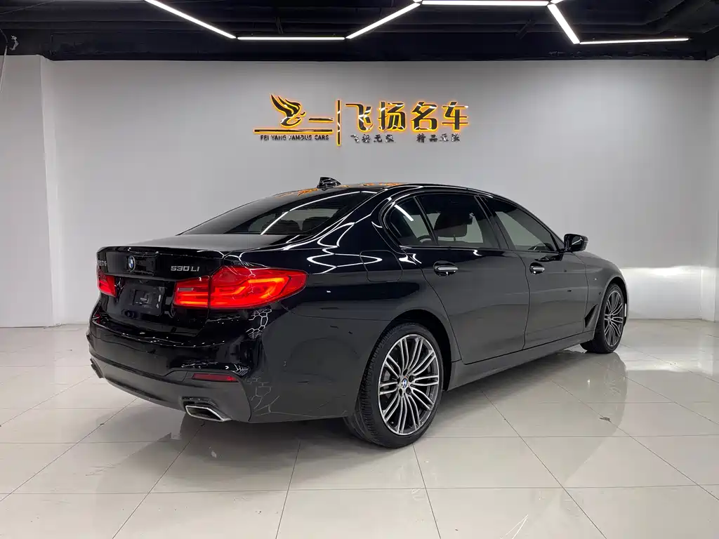 BMW 5 Series 2018 facelift 530Li leading M sports package купить на сайте DeffCars