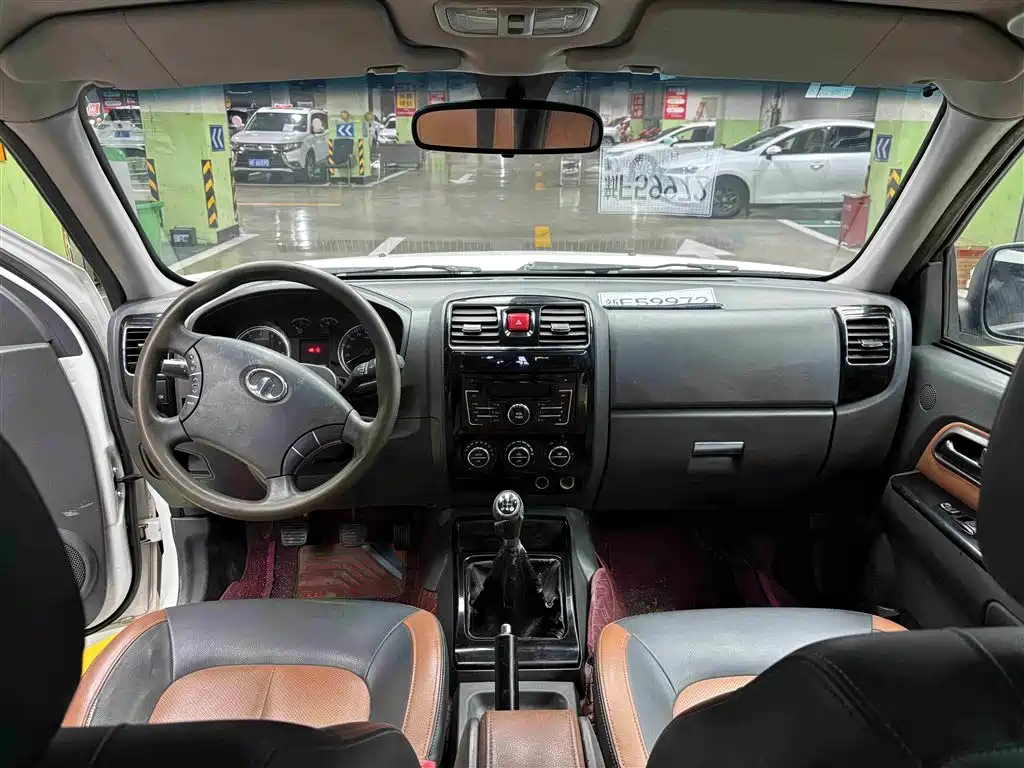 Fengjun 5 2017 2.4L European version gasoline two-wheel drive elite large double row 4G69S4N купить на сайте DeffCars