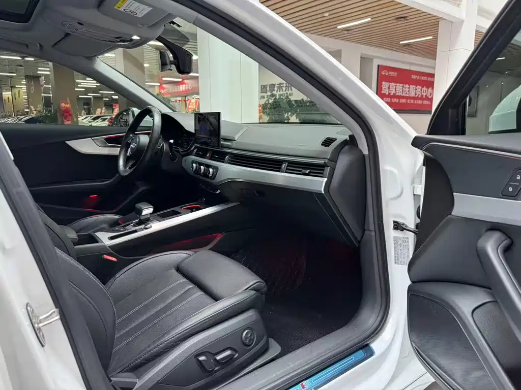 Audi A4L 2020 40 TFSI Fashionable and Dynamic купить на сайте DeffCars