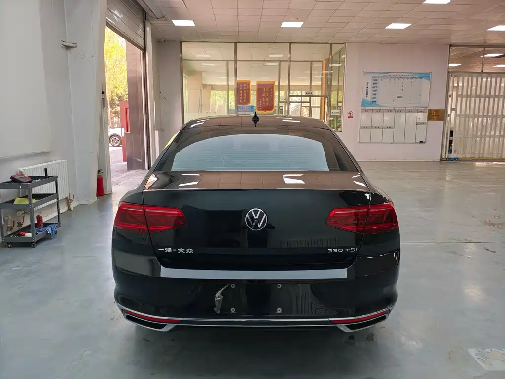 Magotan 2020 330TSI DSG leading model купить на сайте DeffCars
