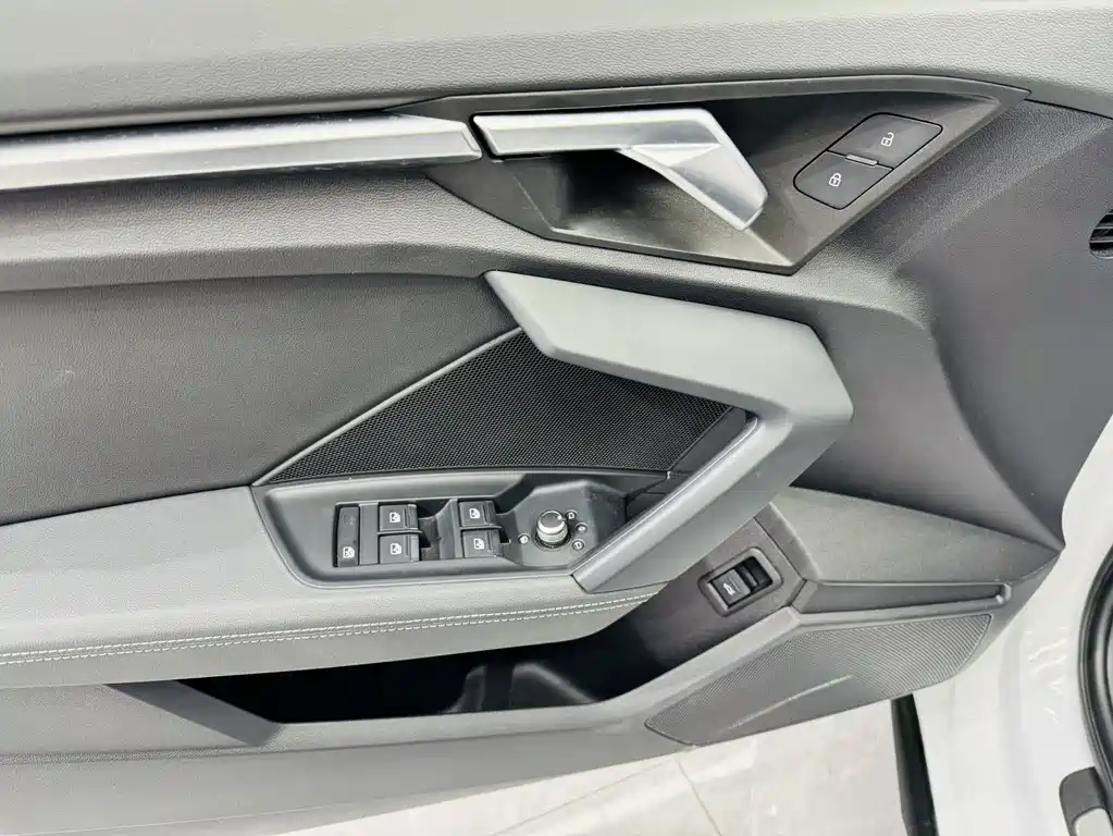 Audi A3 2022 A3L Limousine 35 TFSI Fashionable and Sporty купить на сайте DeffCars