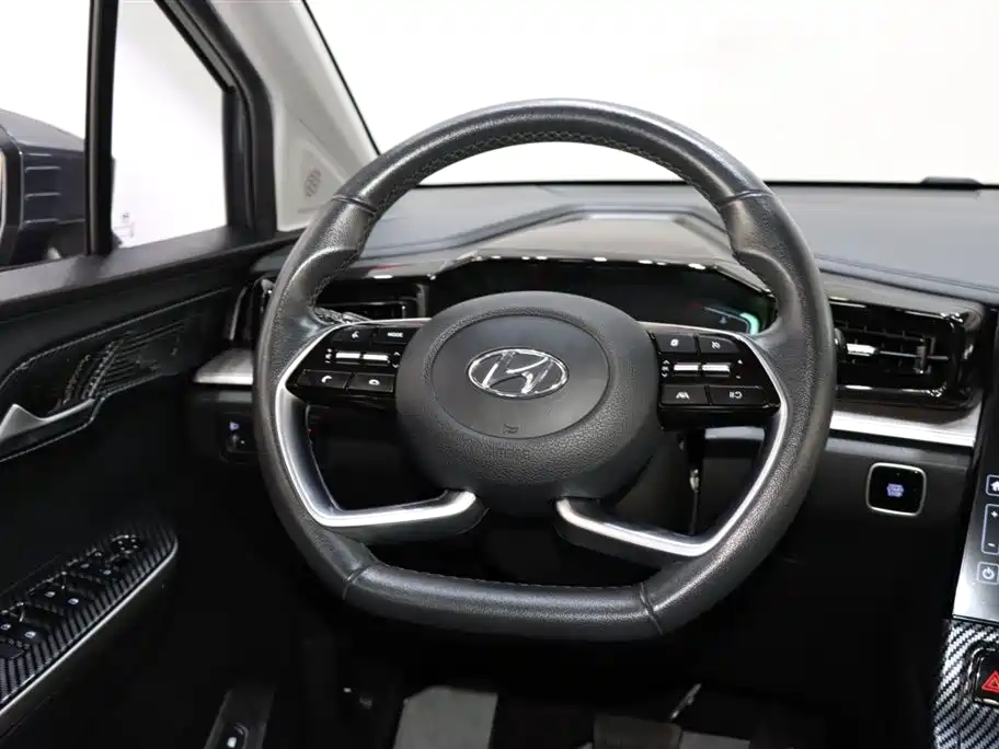 Kustu 2021 270TGDi Premium Edition LUX купить на сайте DeffCars