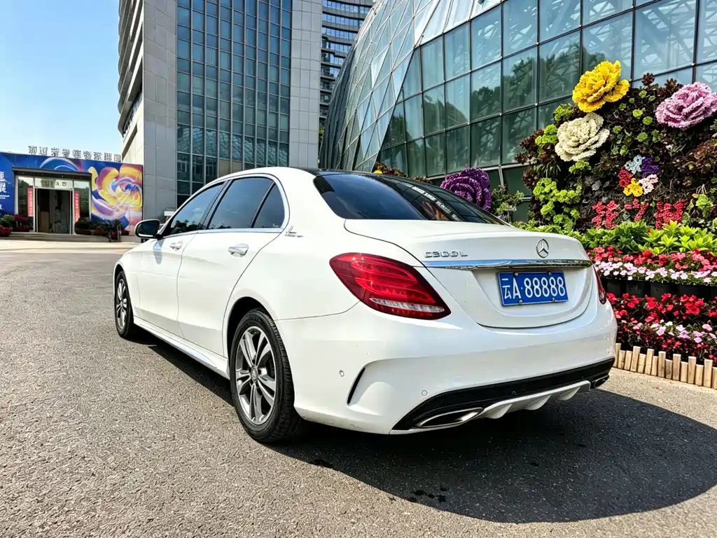 Mercedes-Benz C-Class 2015 facelift C 200 L sporty купить на сайте DeffCars