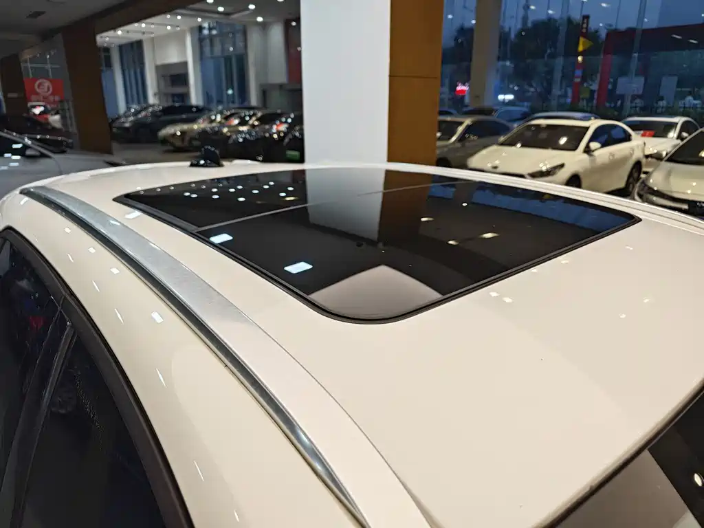 Lynk & Co 02 2019 High-Energy Version 2.0T Automatic Two-wheel Drive Pro Version National VI купить на сайте DeffCars