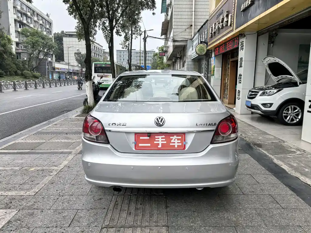 Lavida 2011 1.6L automatic elegant version купить на сайте DeffCars