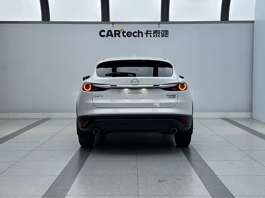 Mazda CX-4 2021 2.0L automatic two-wheel drive Blue Sky Vitality Edition купить на сайте DeffCars