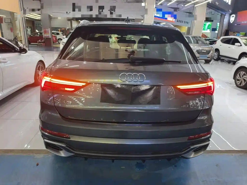 Audi Q3 2025 45th Anniversary Collector's Edition 40TFSI Fashionable and Dynamic купить на сайте DeffCars