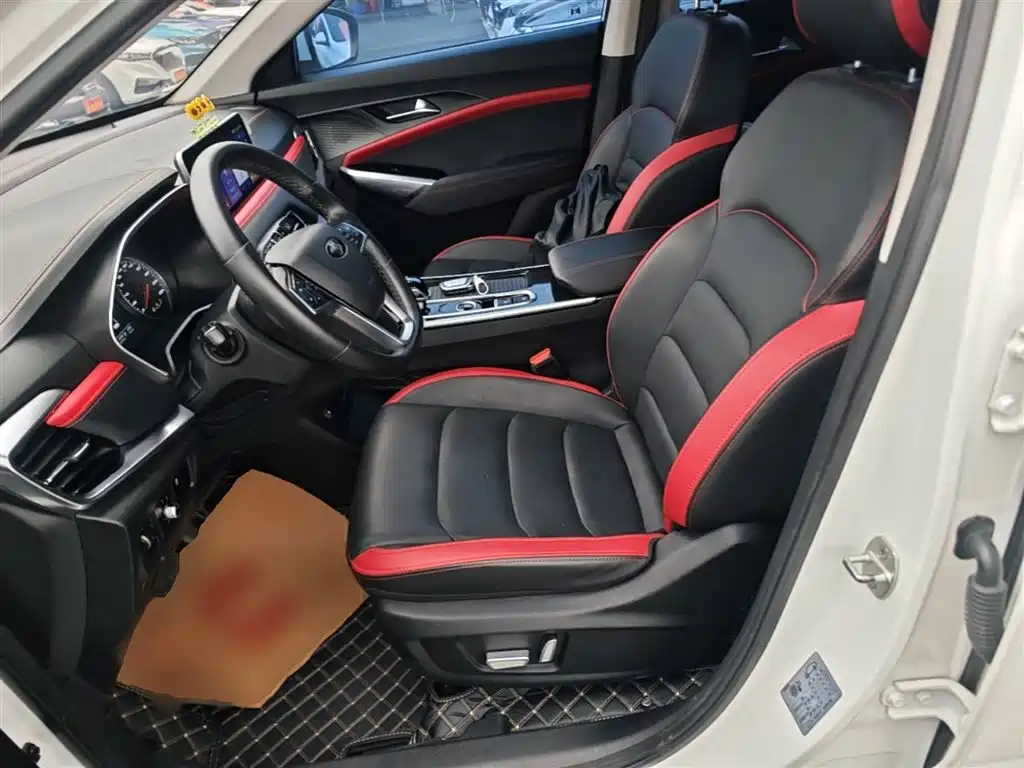 Sihao X8 2021 model 300T DCT luxury intelligent version 7 seats купить на сайте DeffCars