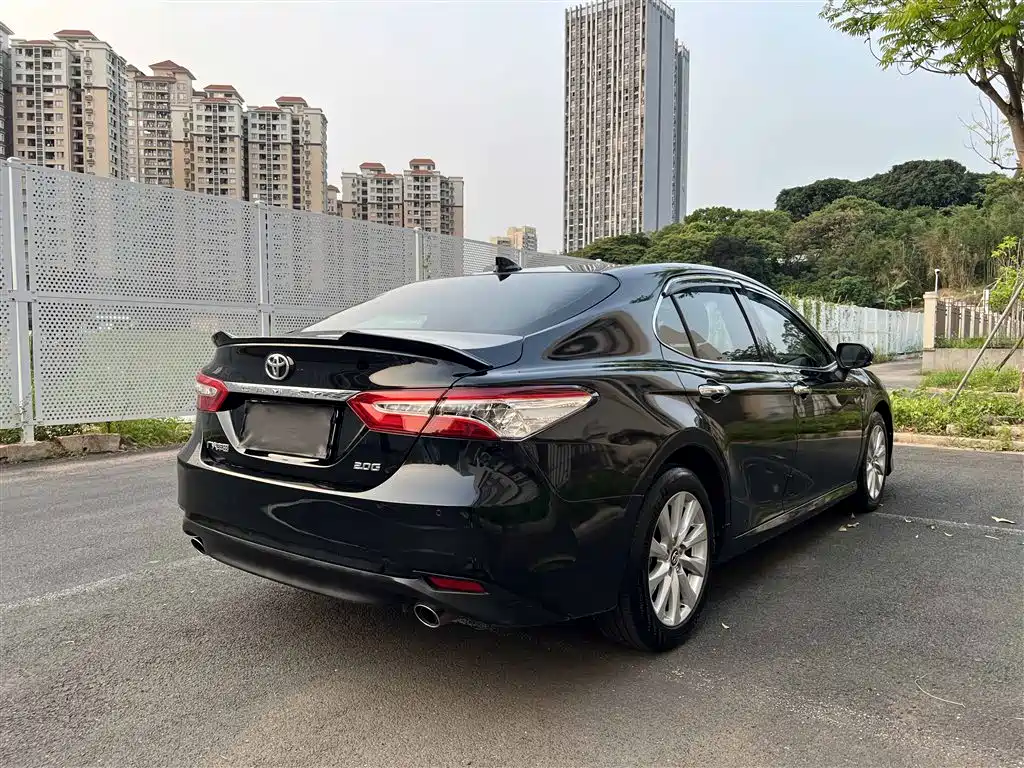 Camry 2021 2.0G Deluxe Edition купить на сайте DeffCars