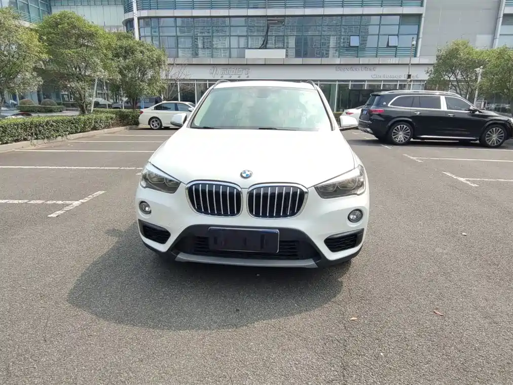 BMW X1 2019 sDrive18Li Fashion Model купить на сайте DeffCars