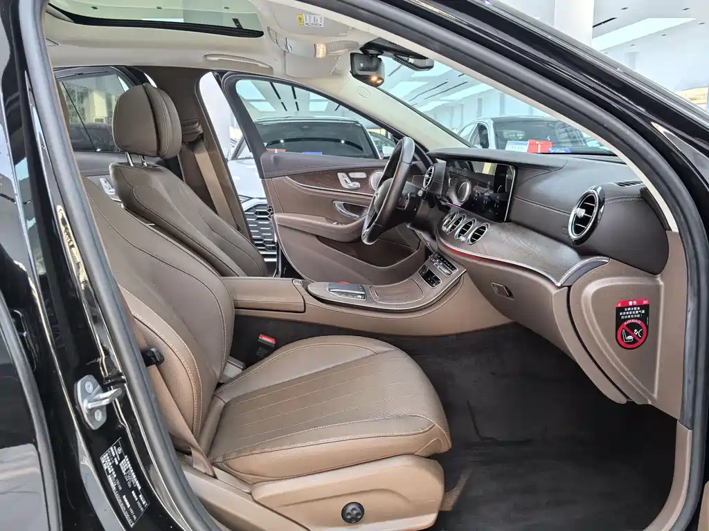 Mercedes-Benz E-Class 2023 E 300 L Luxury Model купить на сайте DeffCars
