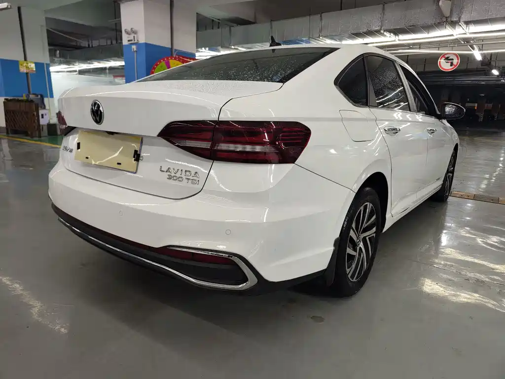 Lavida 2023 300TSI DSG Manyi Edition купить на сайте DeffCars