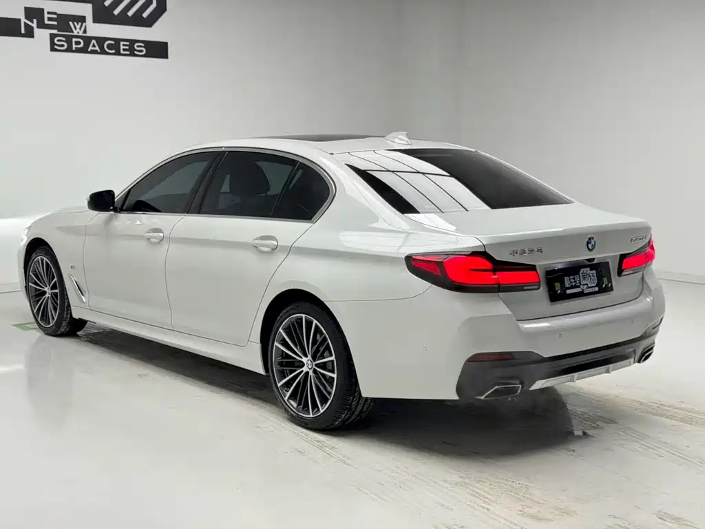 BMW 5 Series 2022 facelift 530Li leading M sports package купить на сайте DeffCars