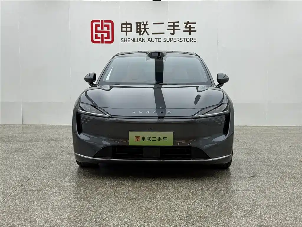 Zhijie R7 2025 extended range 331km Ultra купить на сайте DeffCars