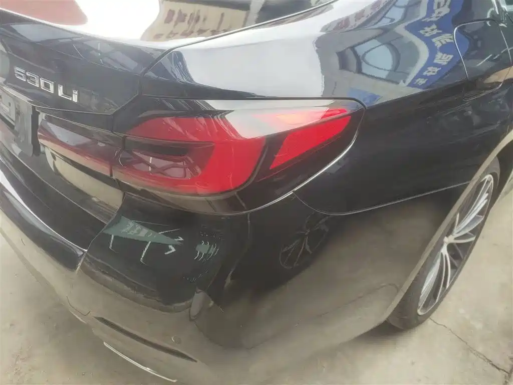 BMW 5 Series 2022 facelift 530Li leading M sports package купить на сайте DeffCars