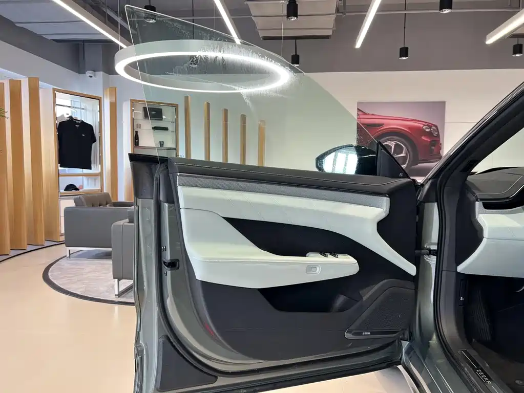 Jikrypton 001 2025 YOU version 100kWh four-wheel drive купить на сайте DeffCars