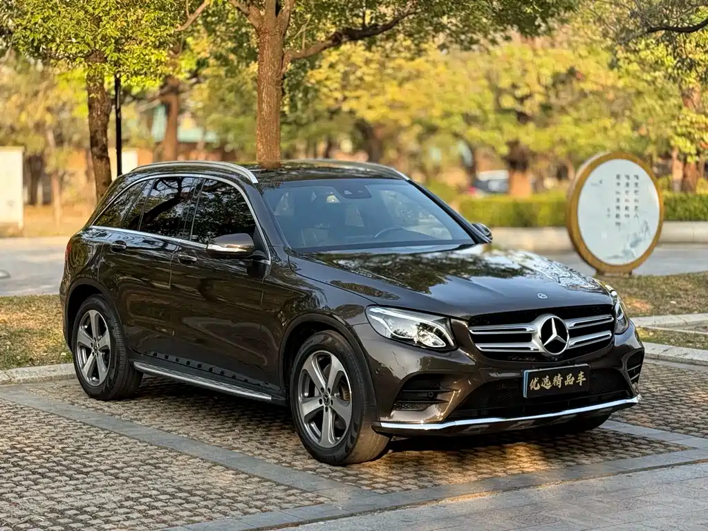 Mercedes-Benz GLC 2017 GLC 260 4MATIC luxury model купить на сайте DeffCars