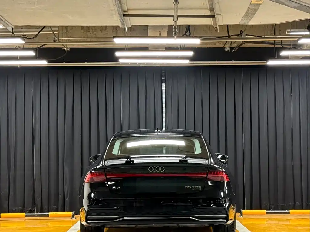 Audi A7 2019 55 TFSI quattro competition version купить на сайте DeffCars