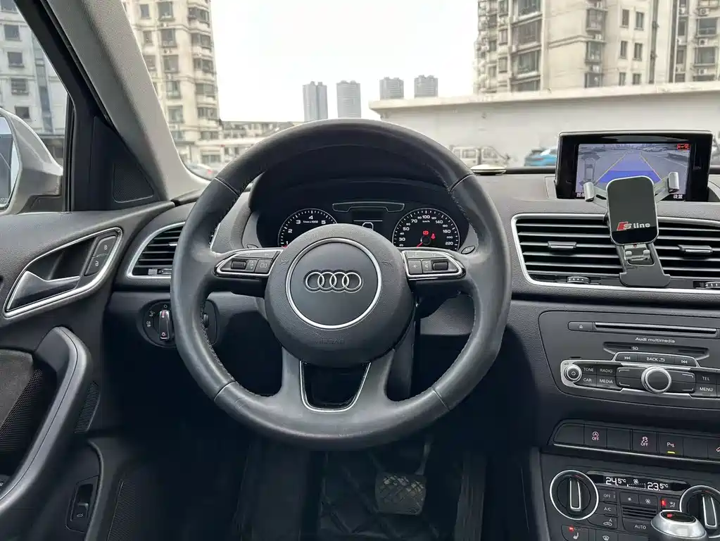 Audi Q3 2018 30th Anniversary Model 35 TFSI Sports купить на сайте DeffCars