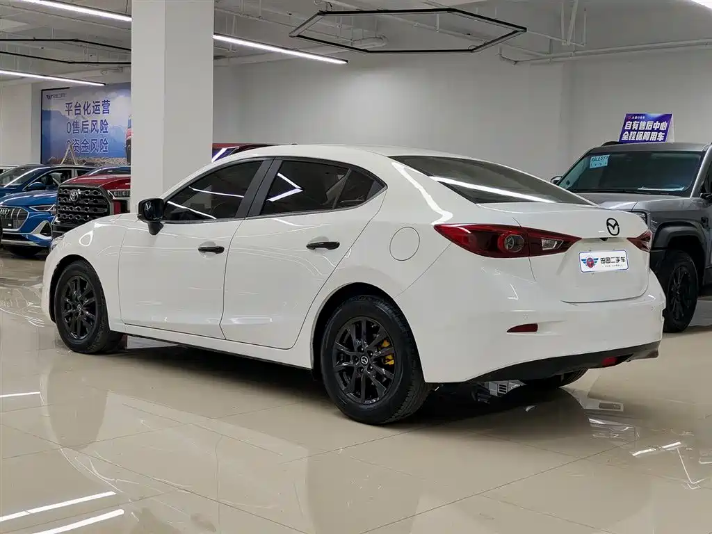 Mazda3 Angkesela 2019 Cloud Control Edition Sedan 1.5L Automatic Luxury Type National V купить на сайте DeffCars
