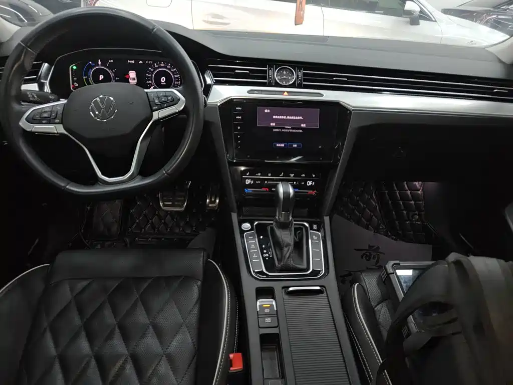 Magotan PHEV 2022 GTE luxury model купить на сайте DeffCars