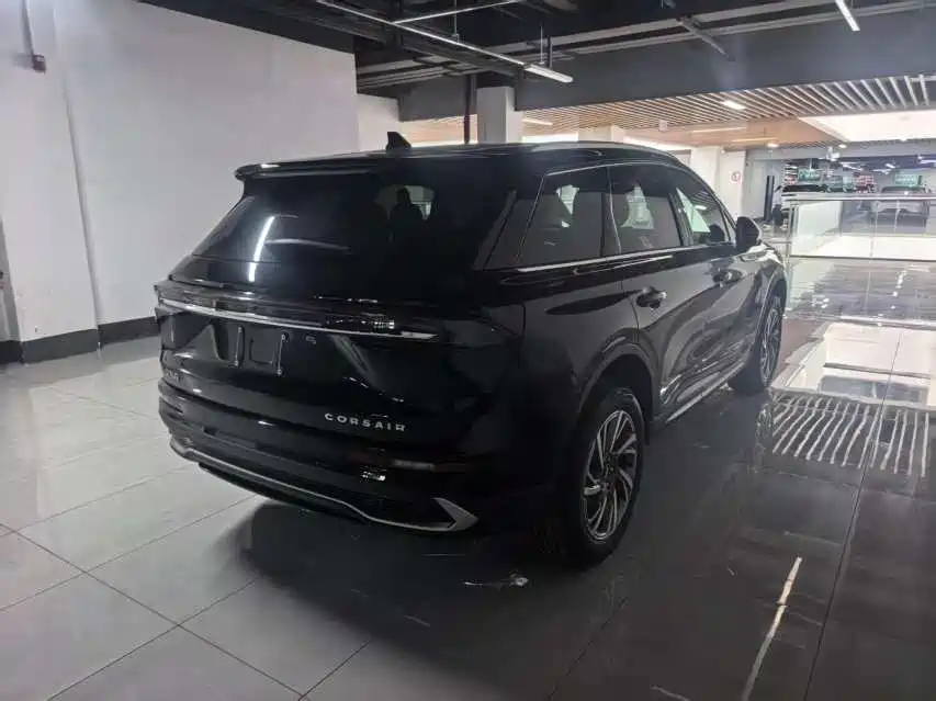 Adventurer 2025 2.0T two-wheel drive exclusive edition купить на сайте DeffCars