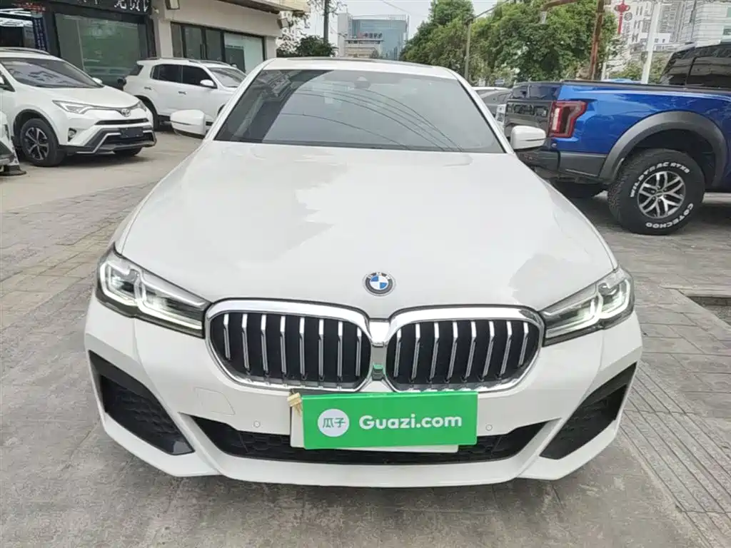 BMW 5 Series imported 2022 facelift 2 525i M sports package купить на сайте DeffCars