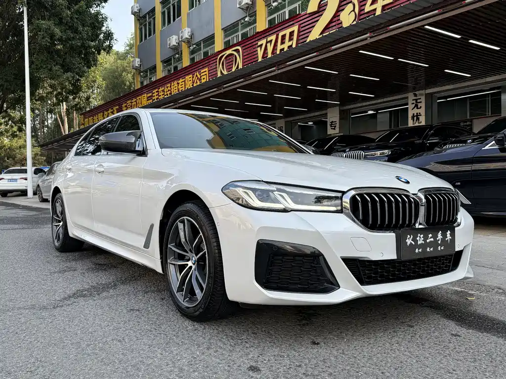 BMW 5 Series 2022 525Li M Sports Package купить на сайте DeffCars