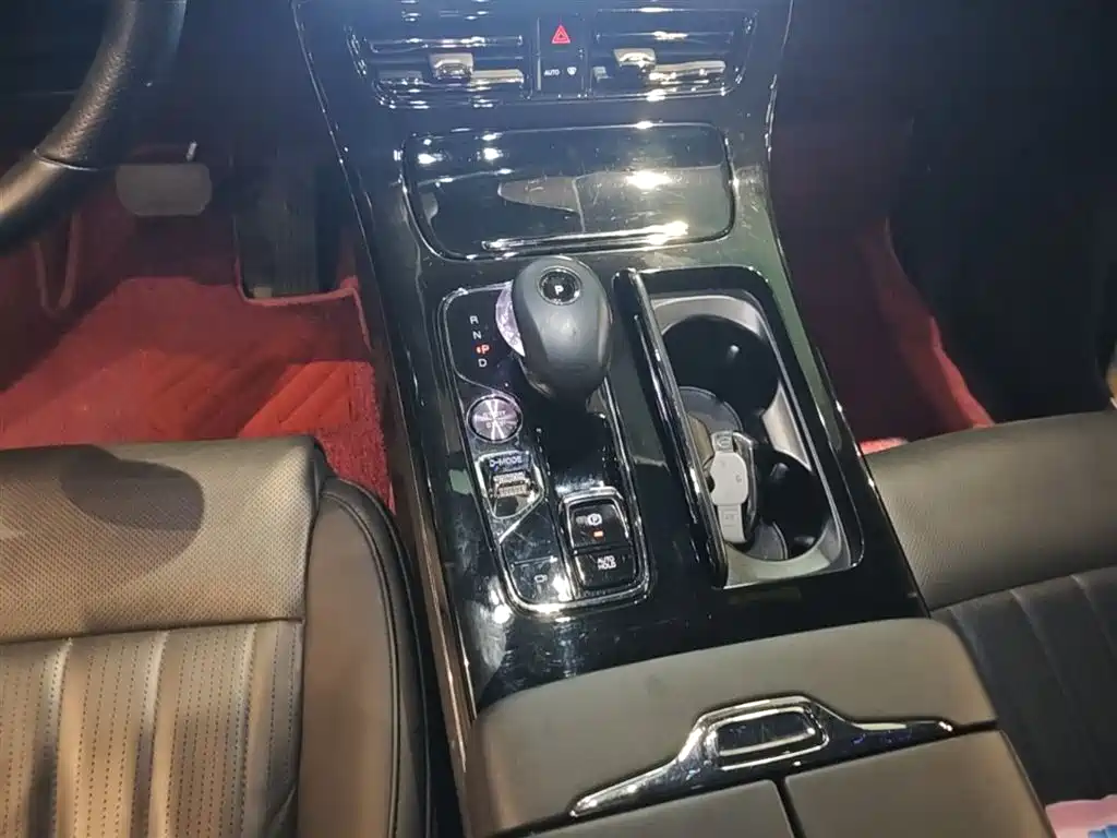Trumpchi M8 2023 Grandmaster Series Dual Engine Royal Edition купить на сайте DeffCars