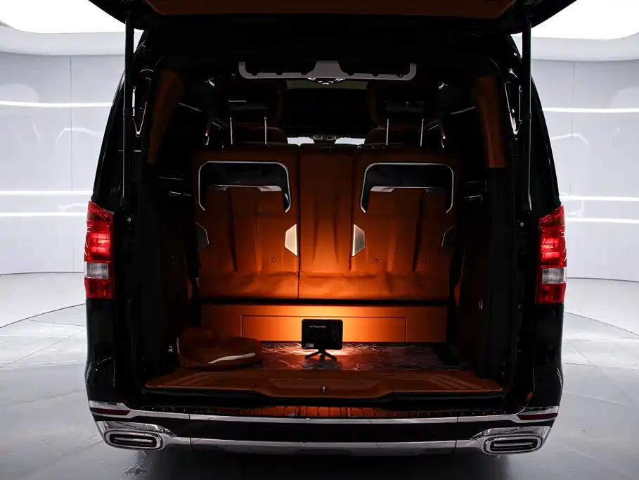 Vito 2023 2.0T Business Edition 7 seats купить на сайте DeffCars