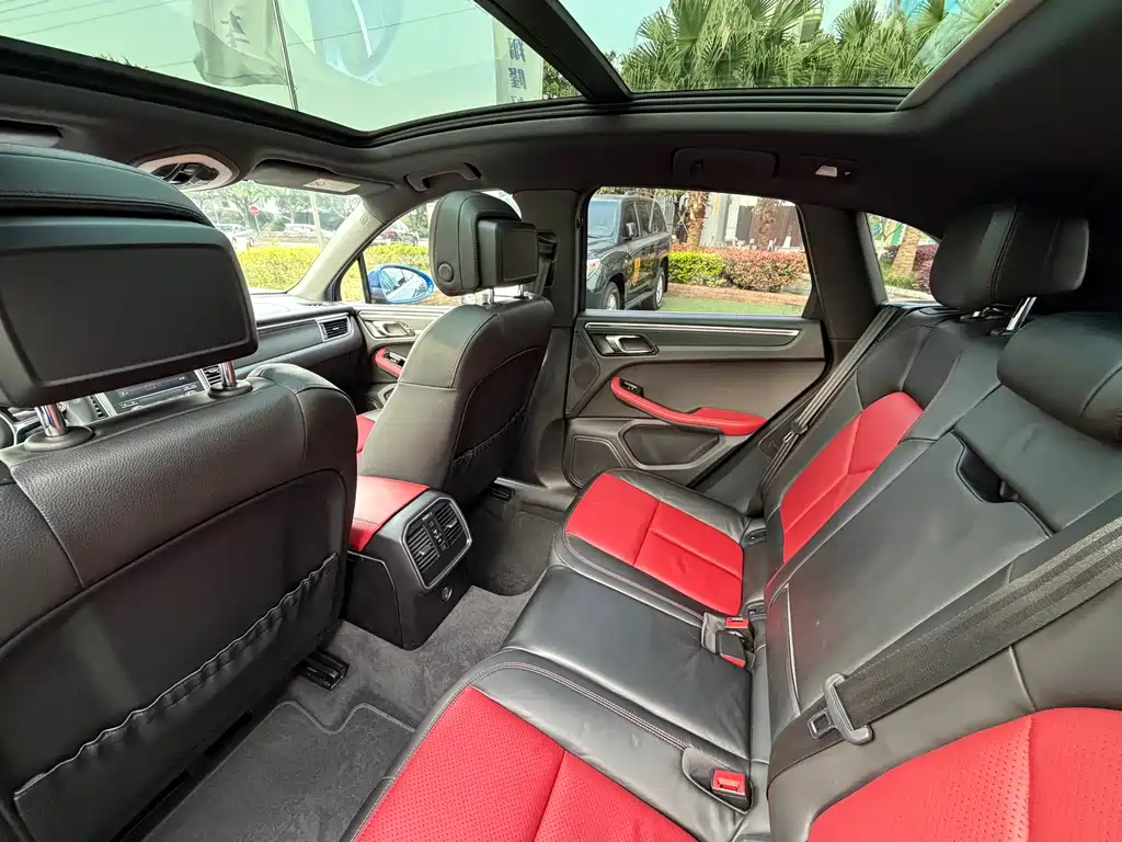 Macan 2017 Macan 2.0T купить на сайте DeffCars