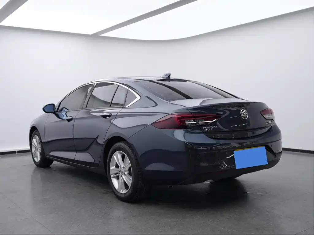 Regal 2019 20T Elite National VI купить на сайте DeffCars