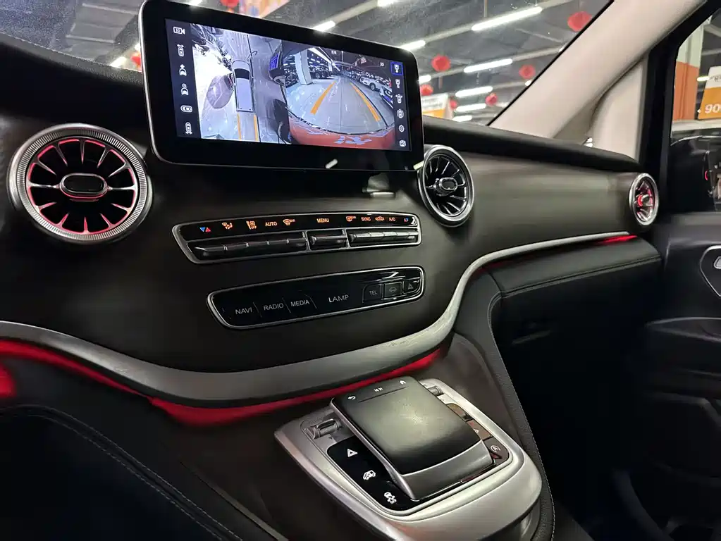 Vito 2023 2.0T Elite Edition 7 seats купить на сайте DeffCars