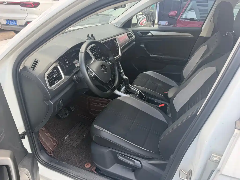 T-ROC 2022 model 280TSI DSG two-wheel drive elite PLUS купить на сайте DeffCars