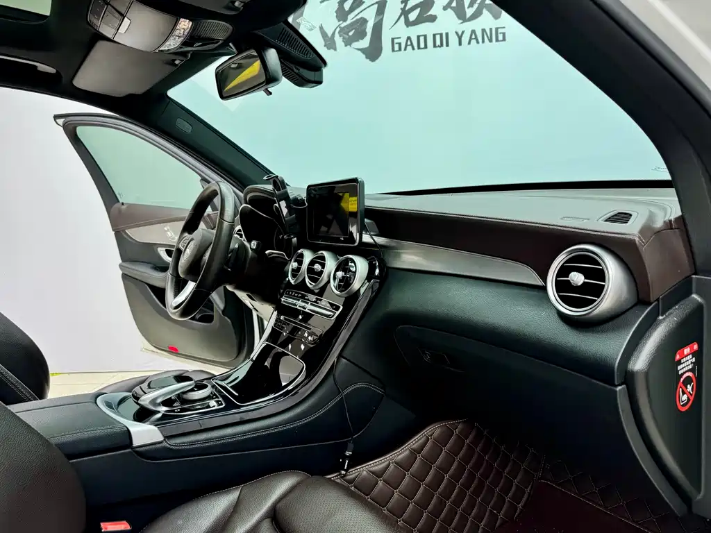Mercedes-Benz GLC 2018 GLC 200 4MATIC купить на сайте DeffCars