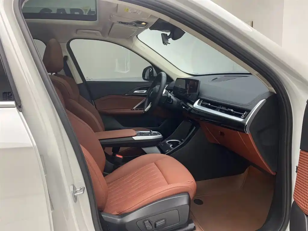 BMW X1 2025 sDrive25Li X Design Package купить на сайте DeffCars