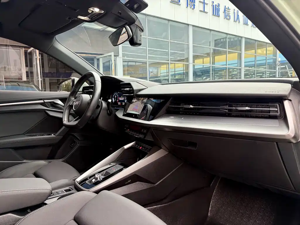 Audi A3 2023 facelift A3L Limousine 35 TFSI fashionable and sporty купить на сайте DeffCars