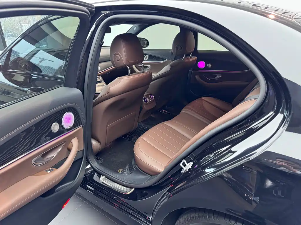 Mercedes-Benz E-Class Imported 2022 E 300 Fashionable Sports Edition купить на сайте DeffCars