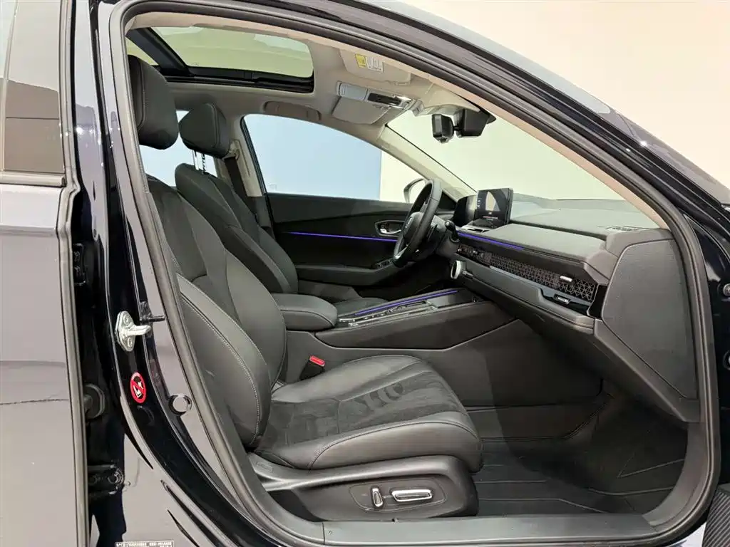 Accord New Energy 2023 2.0L e:PHEV flagship version купить на сайте DeffCars