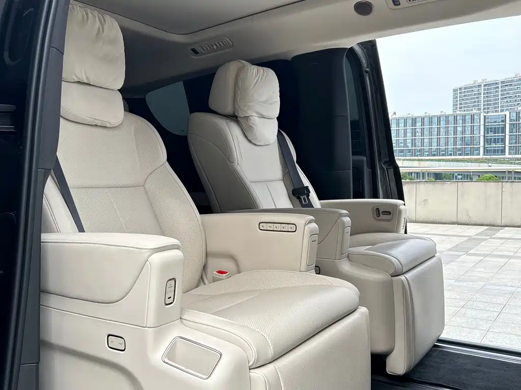 Ideal MEGA 2025 Home Family Special Edition купить на сайте DeffCars