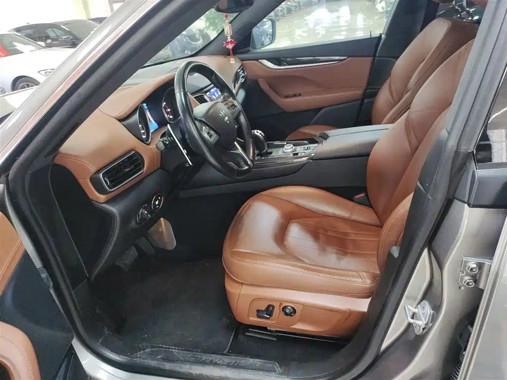 Levante 2016 3.0T standard model купить на сайте DeffCars